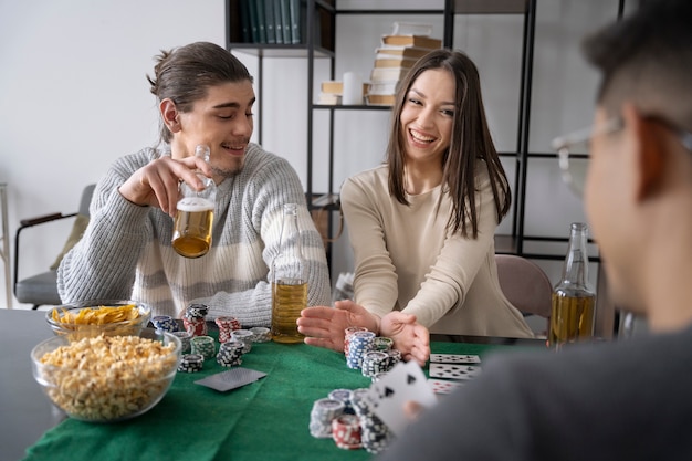 揭秘加拿大28开奖怎么玩：赢取丰厚奖金的秘诀
